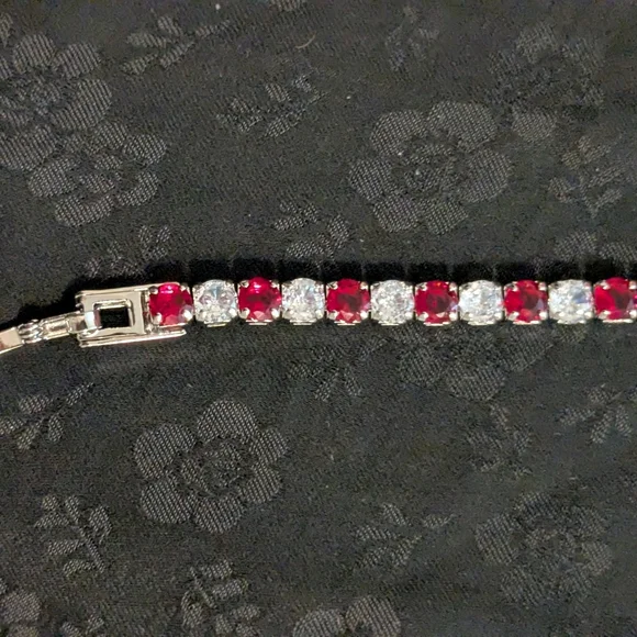 Elegant Red and White CZ Silver Tone Tennis Bracelet 7" - Picture 4 of 7